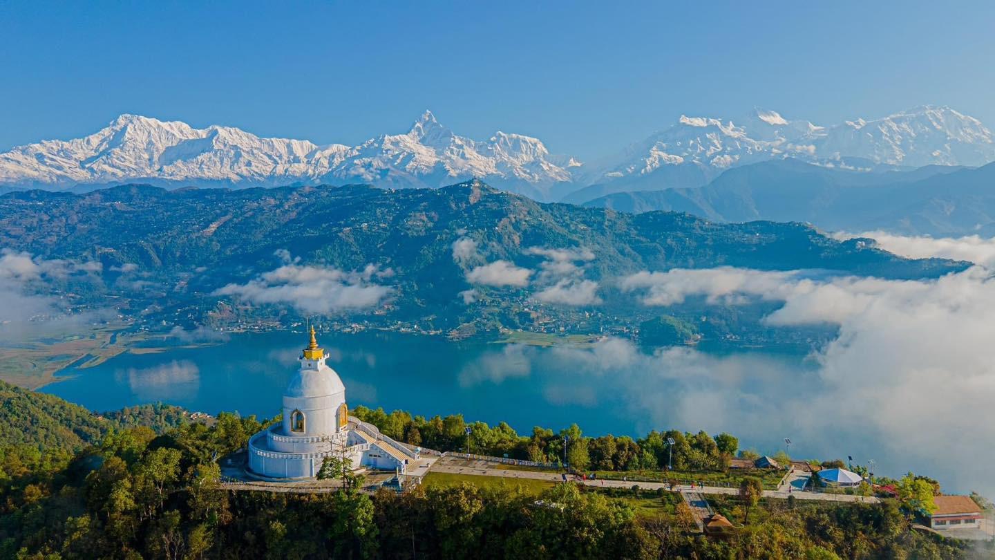 Day 4 in Pokhara, scene 2