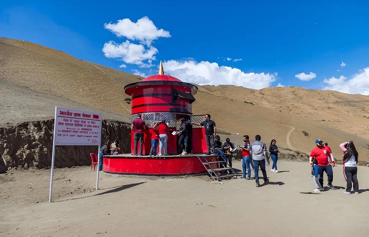 Day 5 in Kaza, scene 2